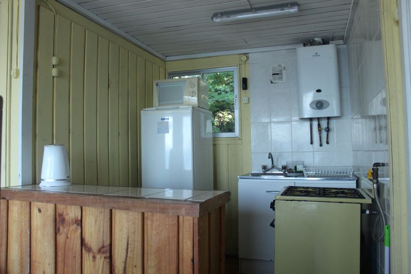 Cocina de la cabaña El Arce de Cabañas El Molino Suyay