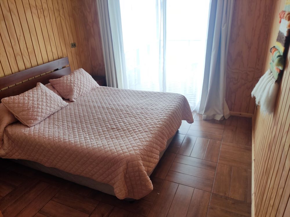 Pieza de la cabaña El Peumo de Cabañas El Molino Suyay