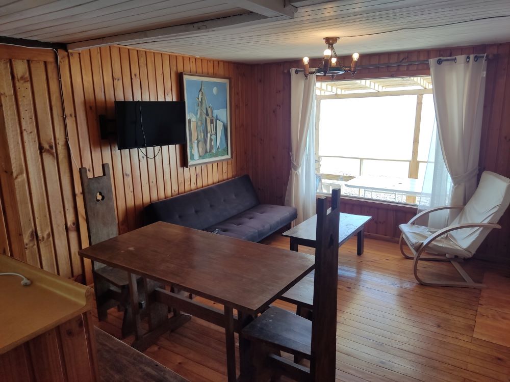 Comedor de la cabaña El Pino de Cabañas El Molino Suyay